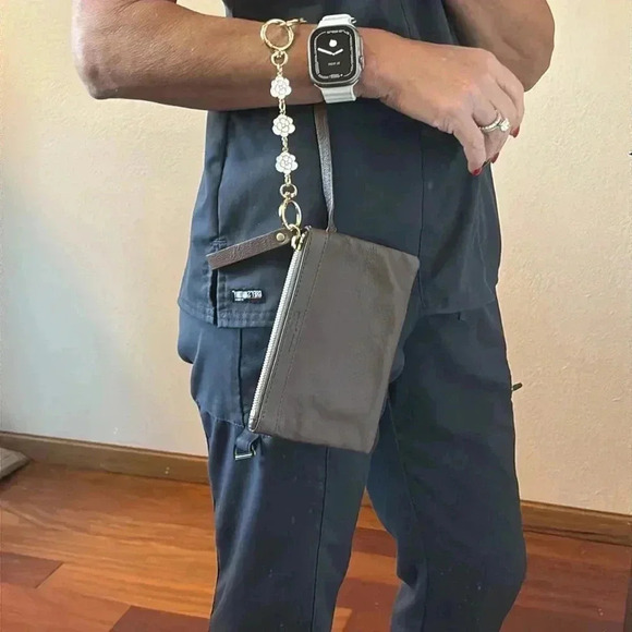 Chloe See By Chloe Wristlet EUC - Picture 1 of 9